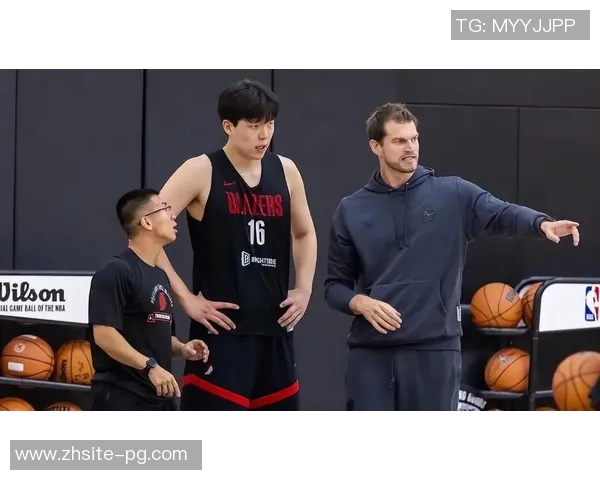 斯普利特感慨杨瀚森上场时间有限期待他迎来机会的那一天 斯普利特感慨杨瀚森上场时间有限期待他迎来机会的那一天